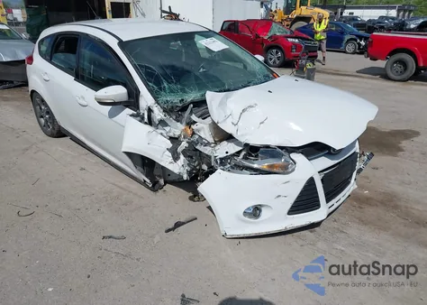 2013 Ford Focus Se z USA, uszkodzony, nr VIN 1FADP3K26DL242380